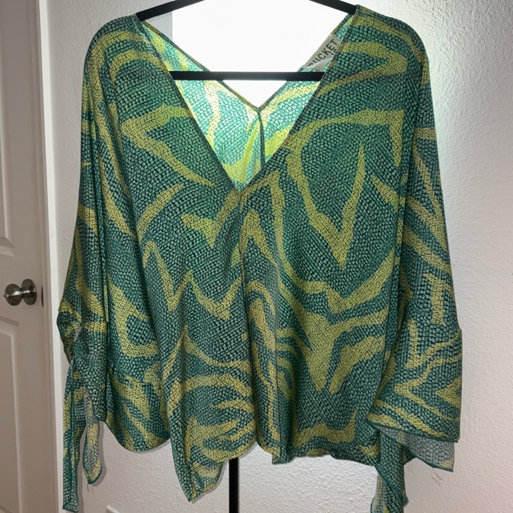 Fashionable Green Blouse